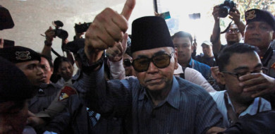 Indonesia arrests Muslim preacher for blasphemy, hate speech