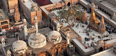 Survey at Gyanvapi mosque complex to continue for third day today - India Today