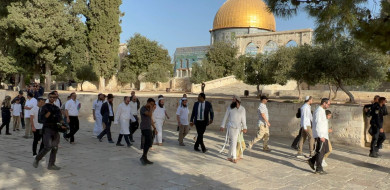 Israeli Settlers Storm Al-Aqsa Mosque Under IOF Protection